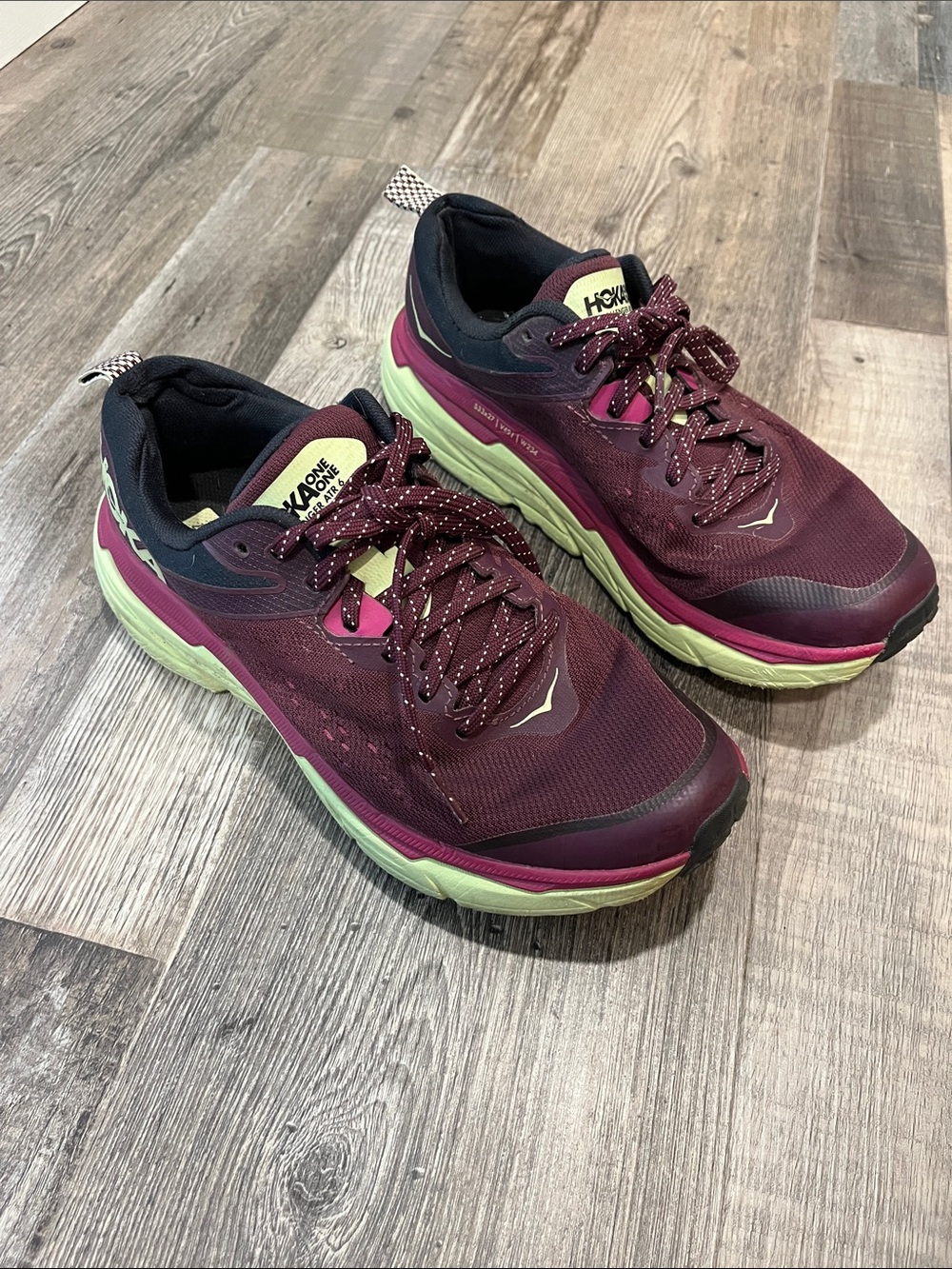 Hoka One One Challenger ATR 6 Women’s Size 9 Purple with Green
